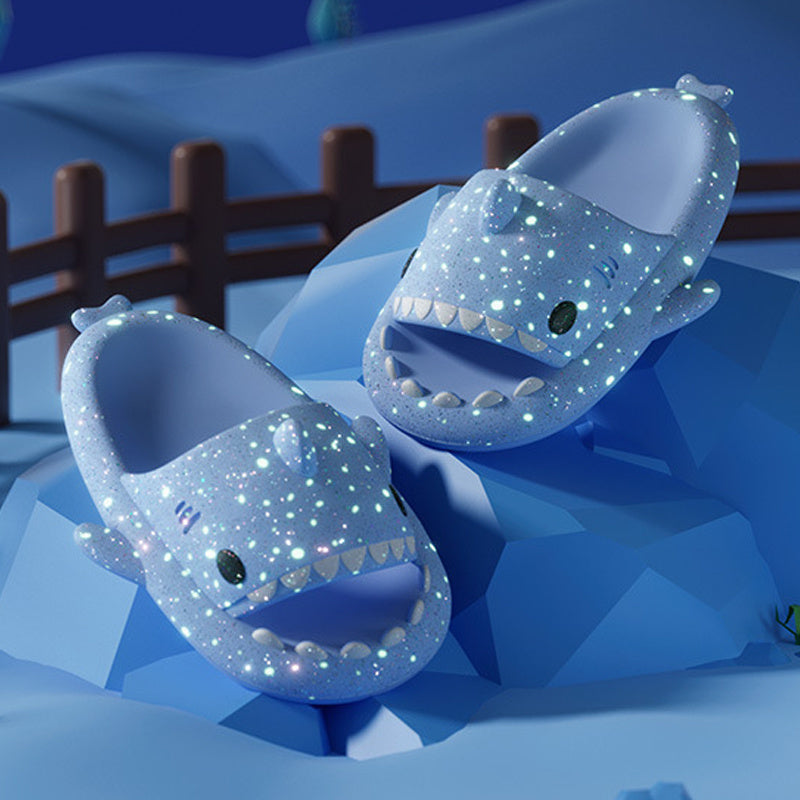 Glow in the Dark Haai Slippers – Comfortabele Antislip Sloffen