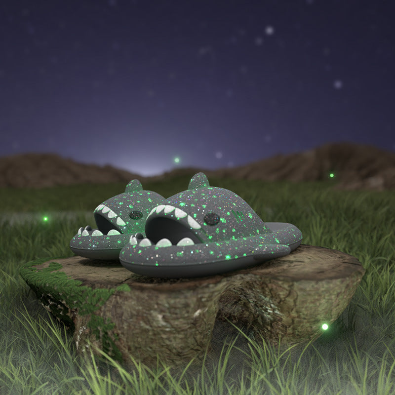 Glow in the Dark Haai Slippers – Comfortabele Antislip Sloffen