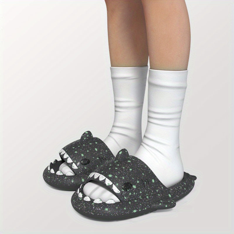 Glow in the Dark Haai Slippers – Comfortabele Antislip Sloffen