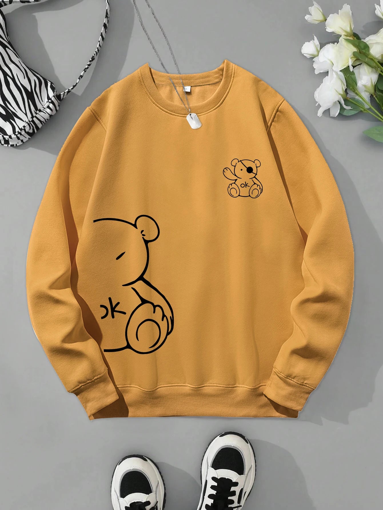 Unisex Katten Trui โ Minimalistische Oversized Sweater met Kattenlijnprint