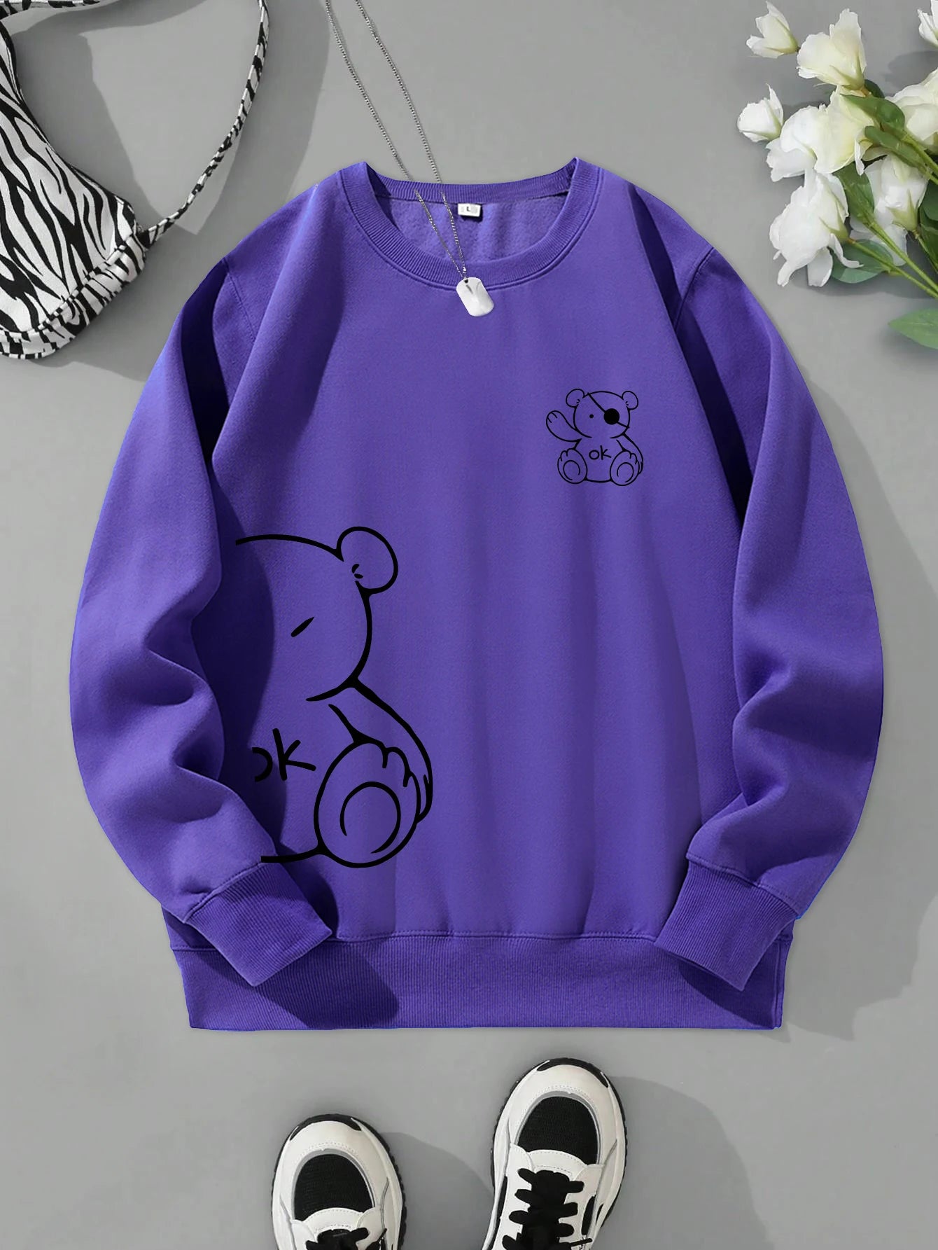 Unisex Katten Trui โ Minimalistische Oversized Sweater met Kattenlijnprint